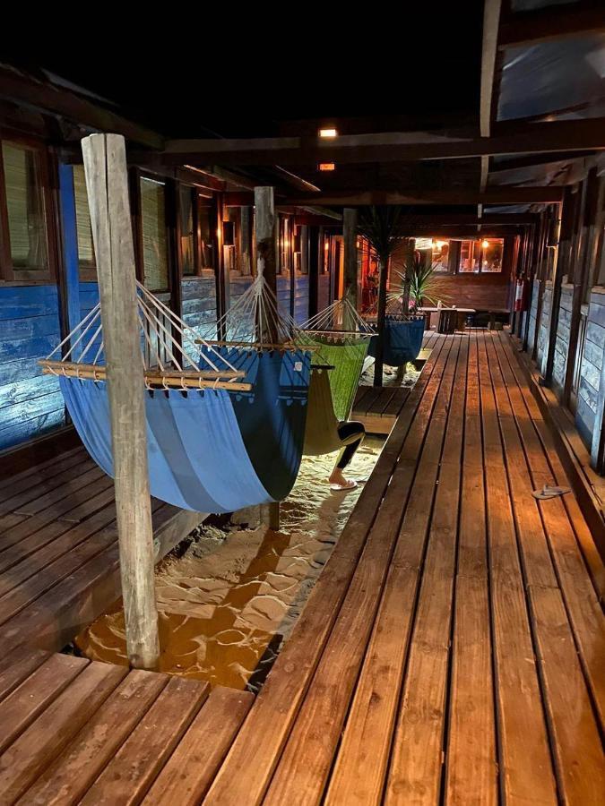 Mar De Fondo Hostel Punta Del Diablo Exterior foto