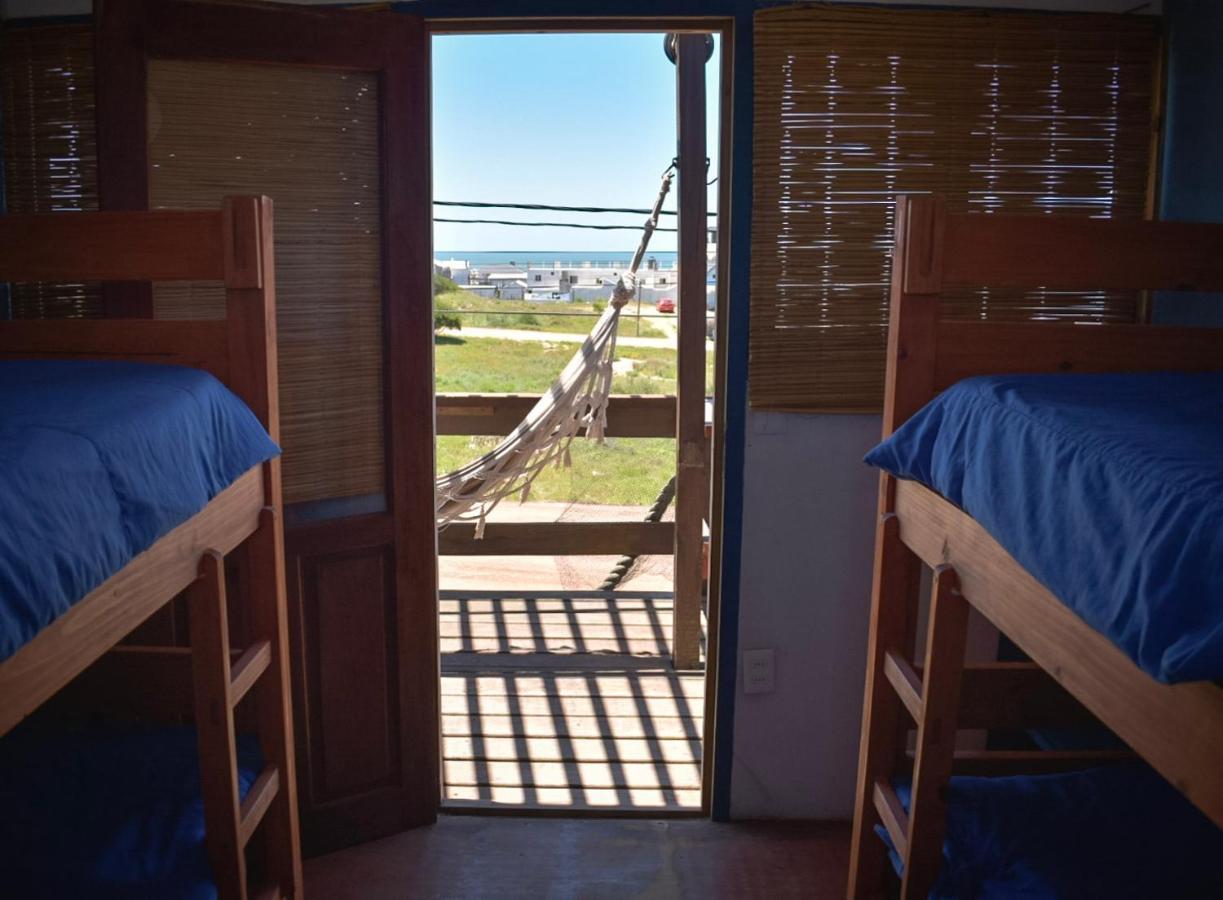 Mar De Fondo Hostel Punta Del Diablo Exterior foto